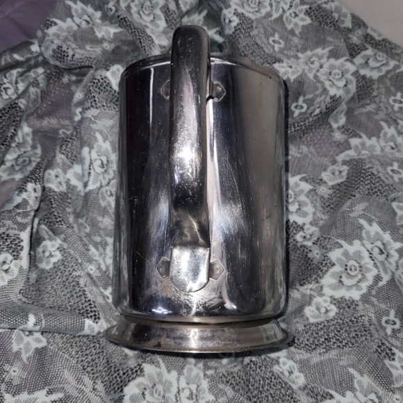 Lion Bentley Generall Ice Water Pitcher - Picture 5 of 9